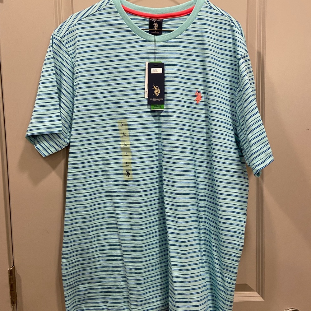 Large men’s US Polo Assn shirt